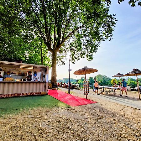 Terrasse Vegetalisee - Climatisation - Local Velo - Parking Gratuit Dans La Rue Orleans Exterior photo