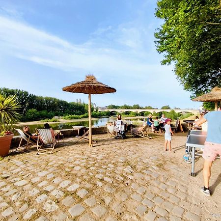 Terrasse Vegetalisee - Climatisation - Local Velo - Parking Gratuit Dans La Rue Orleans Exterior photo